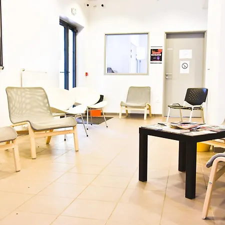 S'cool Centre Hostel *